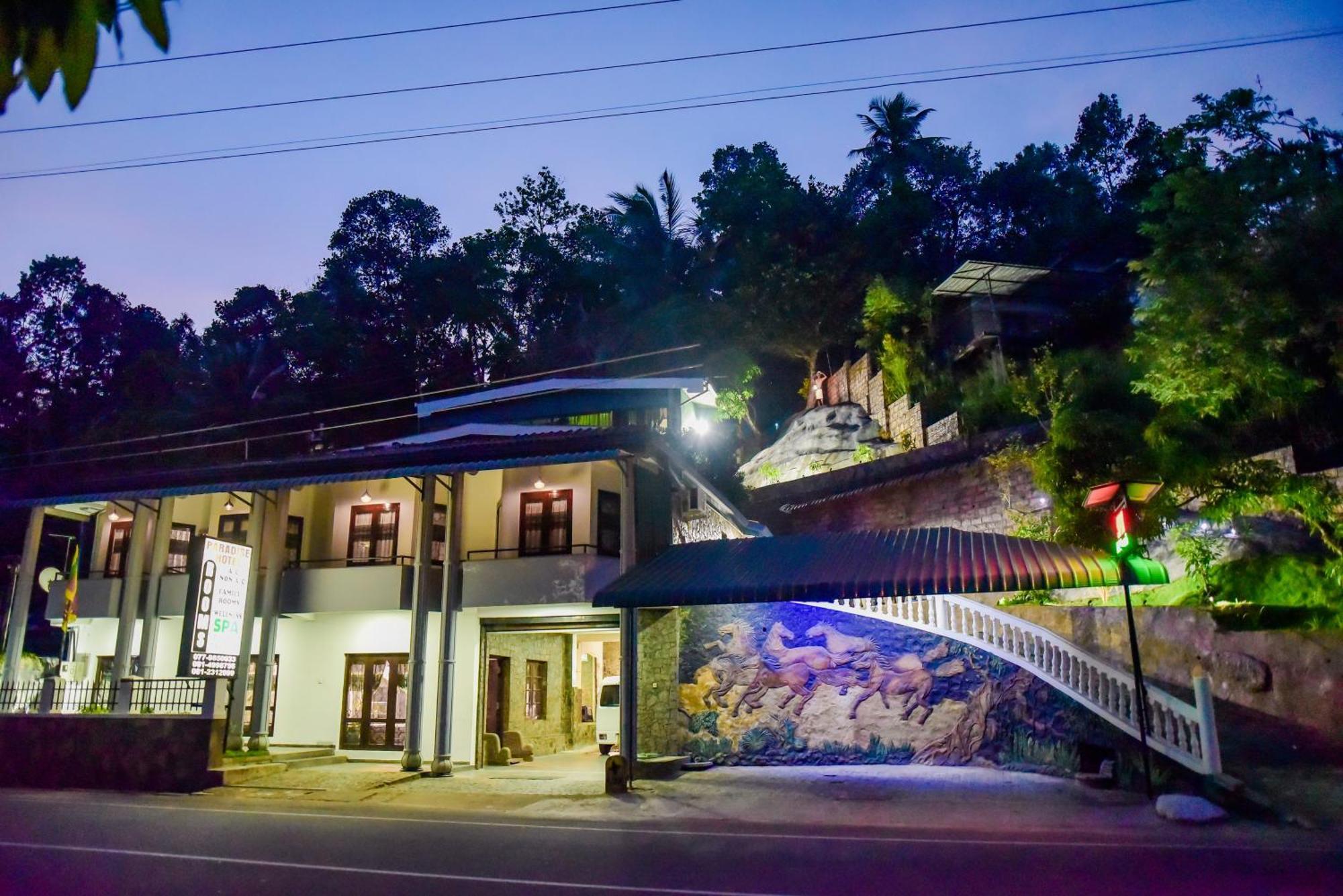 Kandy Paradise Hotel & Spa Gelioya Екстериор снимка